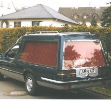 BKW__OPE__Senator_zur_Eröffnug_1988_(1).jpg